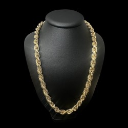 COLLIER MAILLE TORSADÉE CARRÉ OR 750/ml