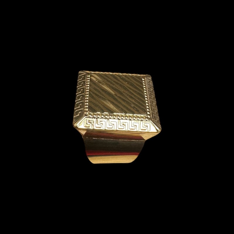 CHEVALIÈRE CARREE BISCUIT MOTIF OR 18K